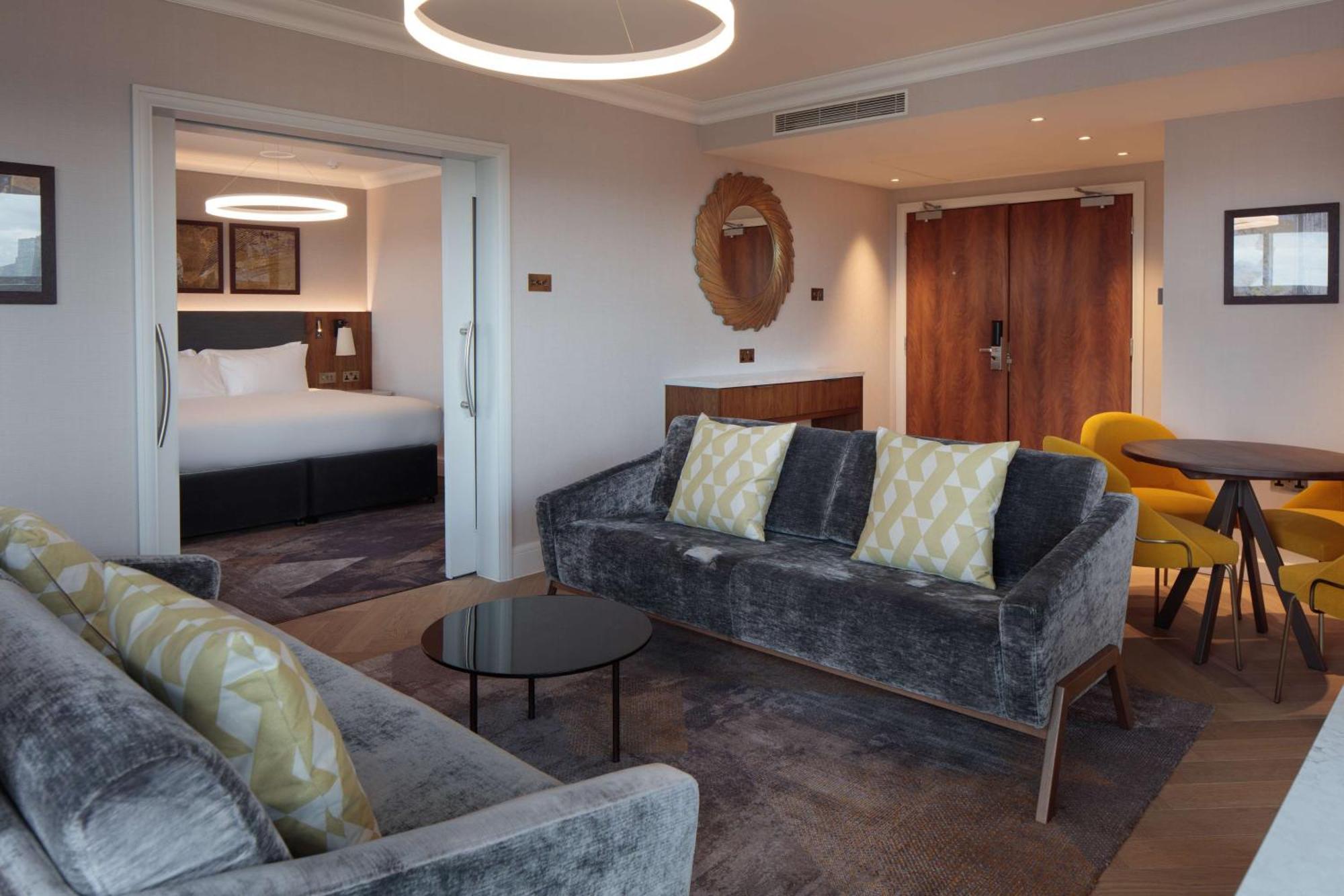 Hilton Отель 4*