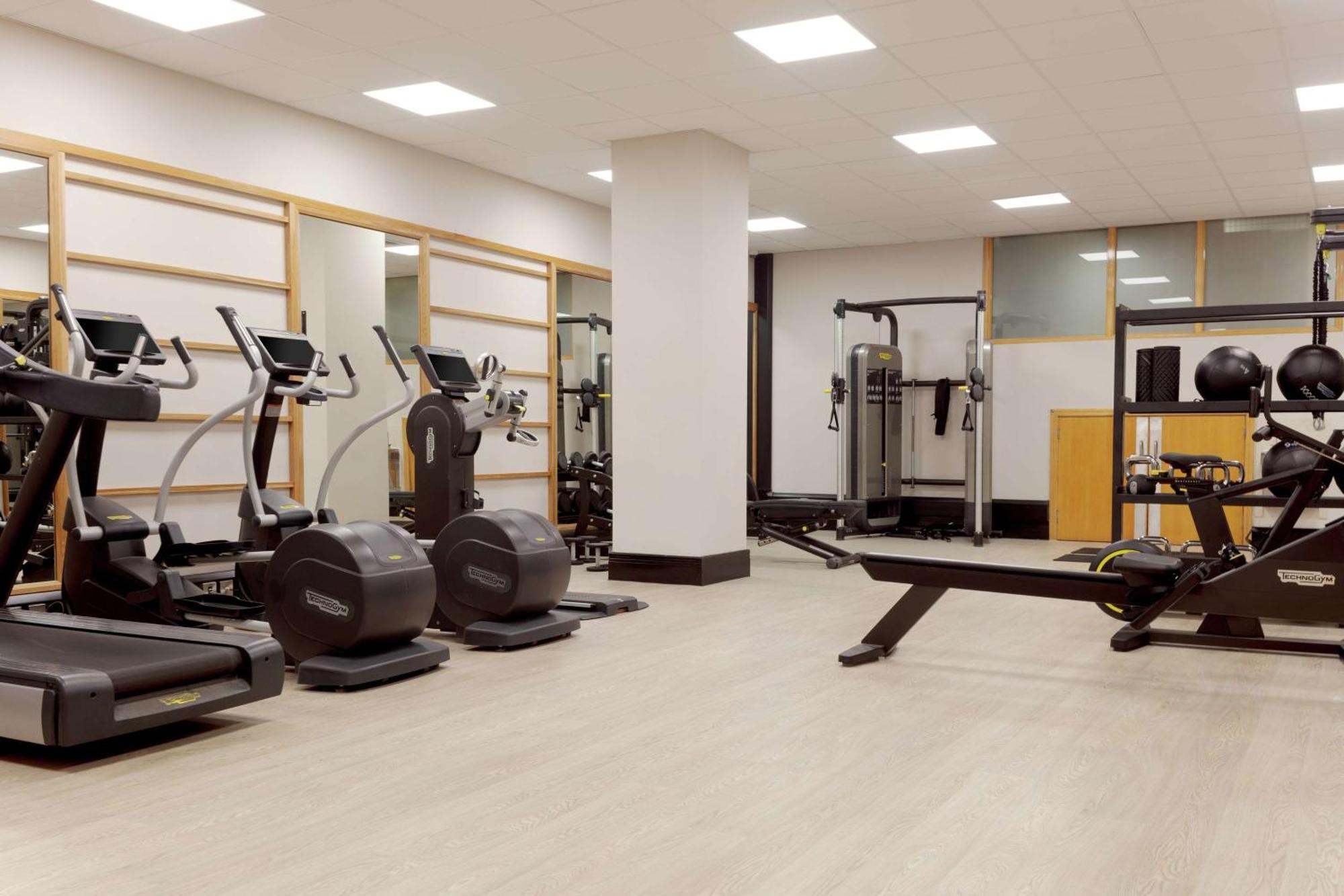Hilton Отель 4*